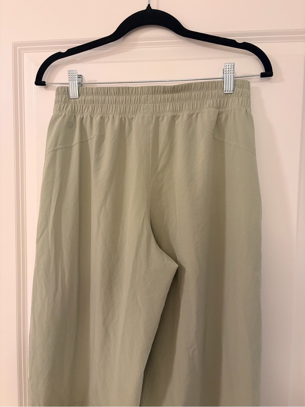 LuluLemon, Swift Mid-Rise Wide-Leg Pant, Size 6, Color: Fog Green - Picture 13 of 16